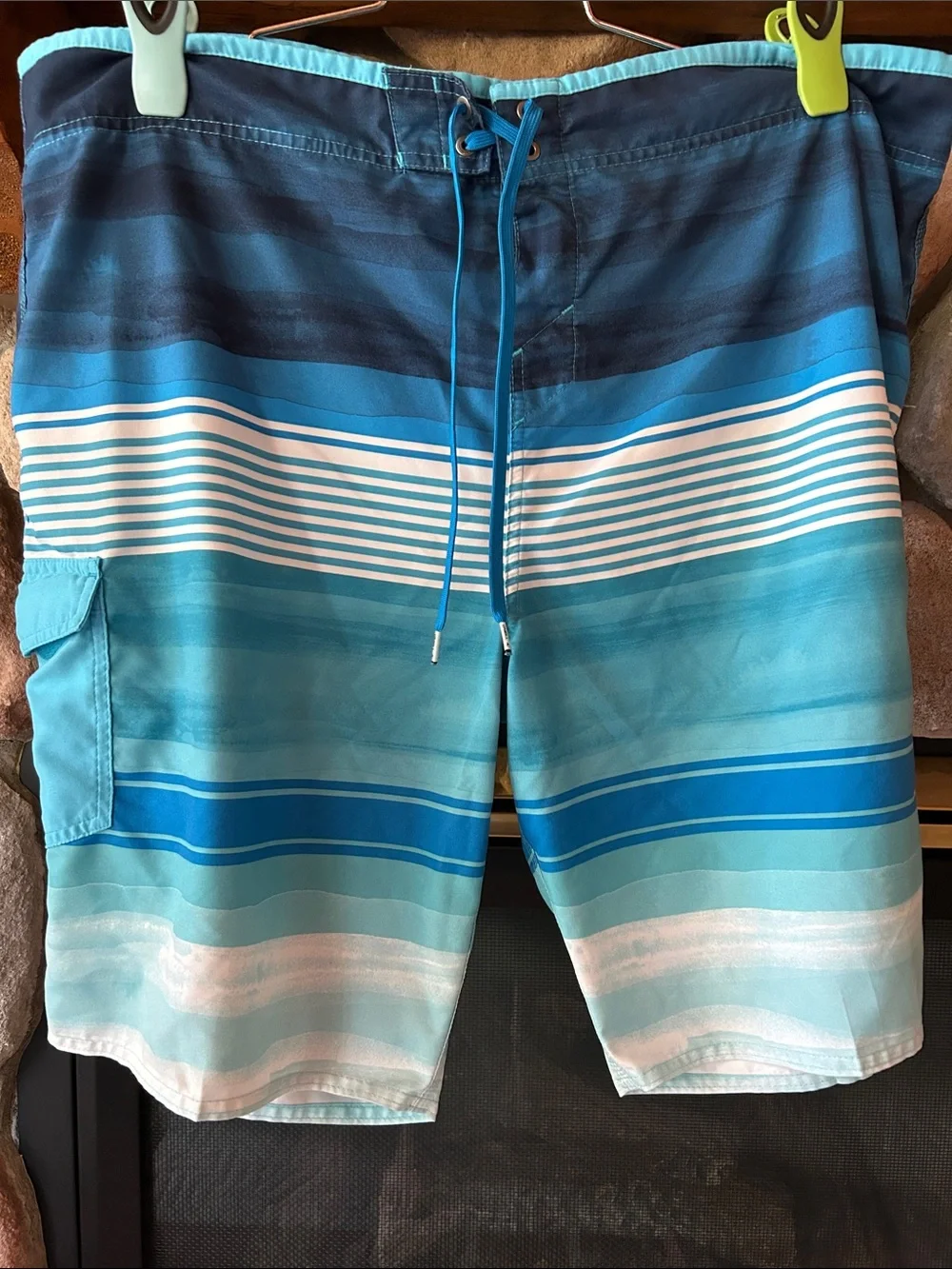 O'Neill Men’s Santa Cruz Stripe Boardshorts Size 42W, 11 inseam
